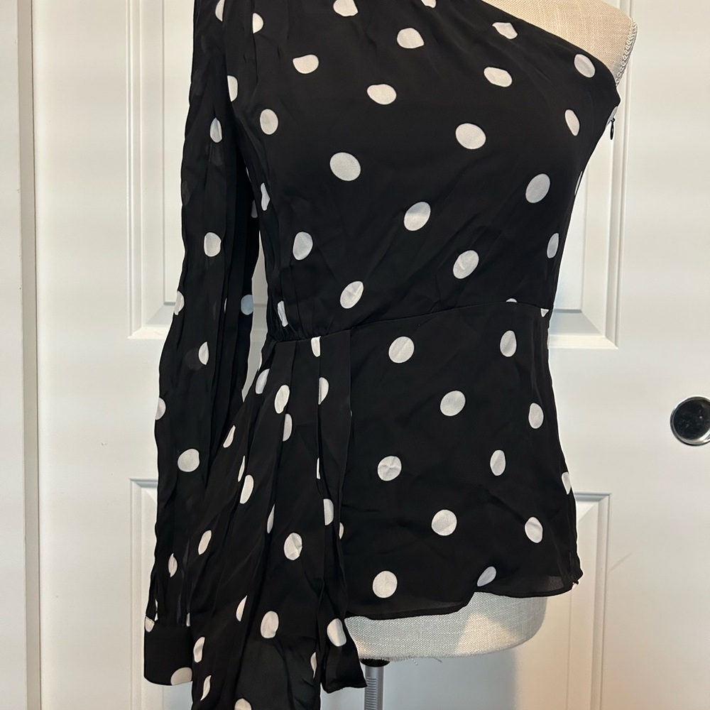 Elegant Black and White Polka Dot One-Shoulder Top